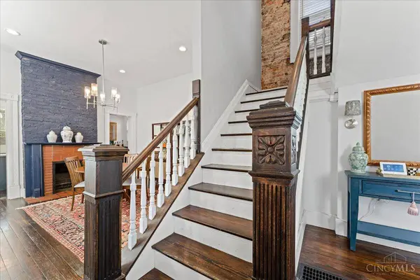 1813 Weyer Ave, Norwood, OH 45212