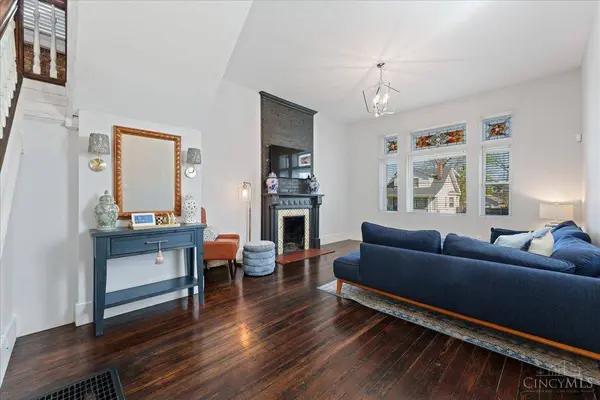 1813 Weyer Ave, Norwood, OH 45212