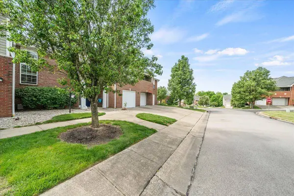 112 Parkside Drive, Florence, KY 41042