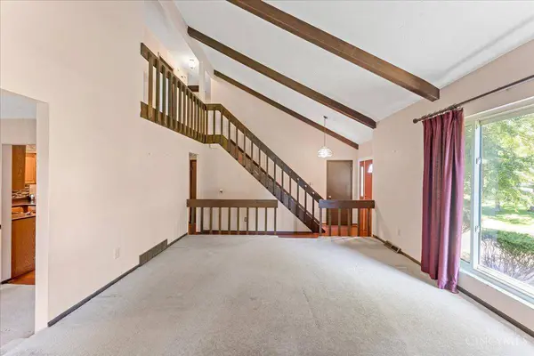 1674 Foxwood Trl, Miami Twp, OH 45140