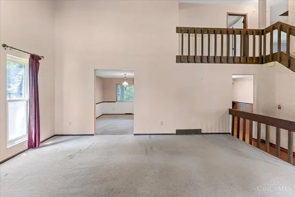 1674 Foxwood Trl, Miami Twp, OH 45140