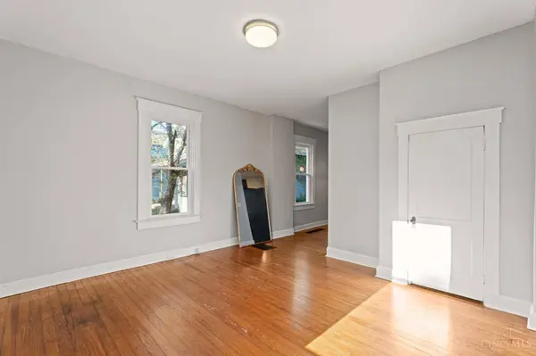 4389 Virginia Ave, Cincinnati, OH 45223