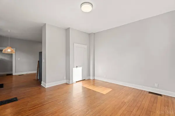 4389 Virginia Ave, Cincinnati, OH 45223