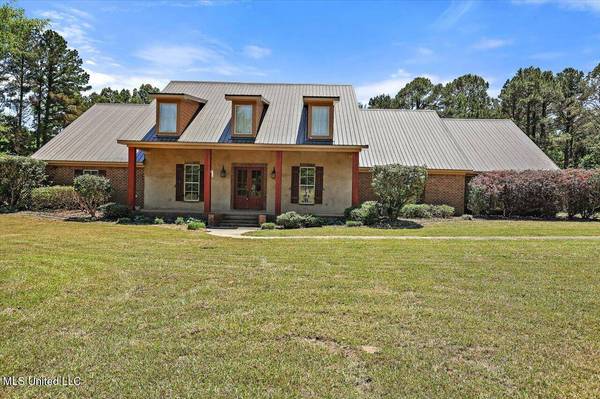 337 J C Prestage Road, Pelahatchie, MS 39145