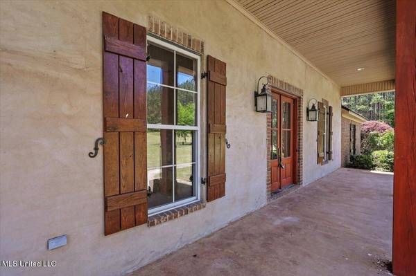 337 J C Prestage Road, Pelahatchie, MS 39145