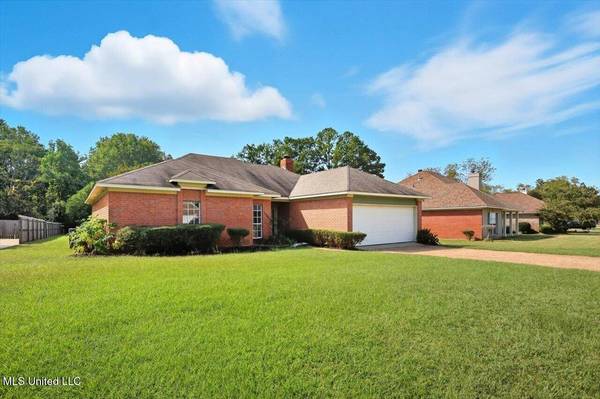 201 Heritage Drive, Madison, MS 39110