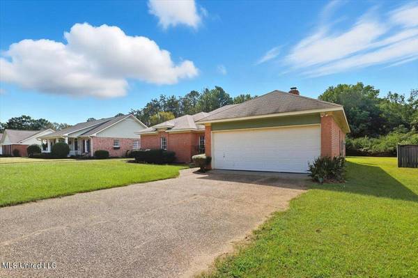 201 Heritage Drive, Madison, MS 39110