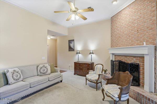 123 Chestnut Drive, Brandon, MS 39047