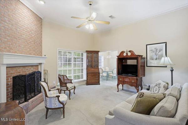 123 Chestnut Drive, Brandon, MS 39047