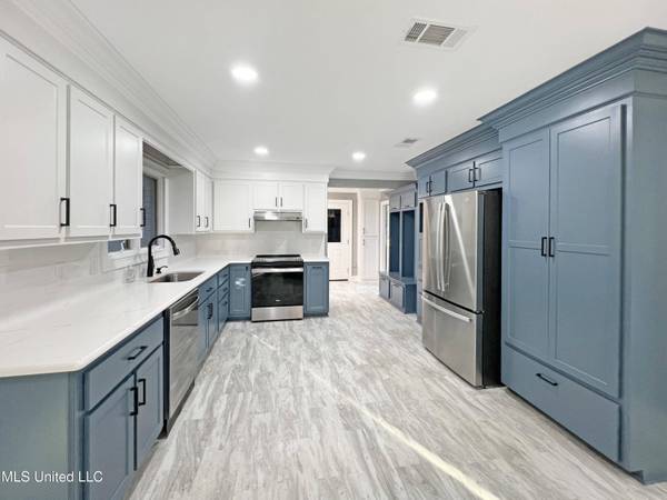 159 Webb Lane, Flowood, MS 39232