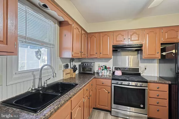 821 N ARCH ST, Mechanicsburg, PA 17055