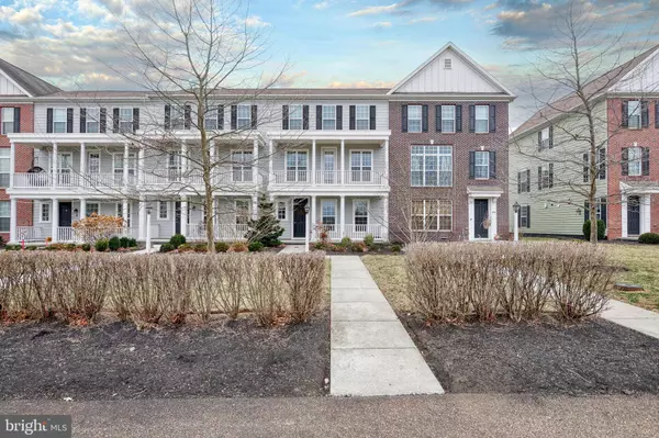 47 PORTER ALY, Mechanicsburg, PA 17050