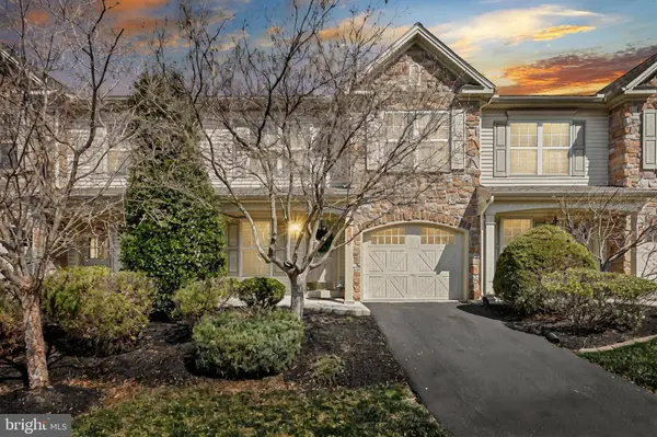 451 NURSERY DR N, Mechanicsburg, PA 17055