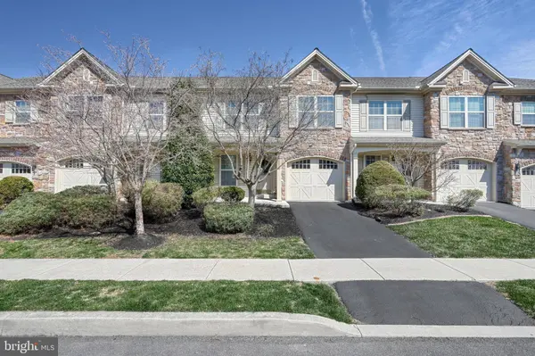 451 NURSERY DR N, Mechanicsburg, PA 17055