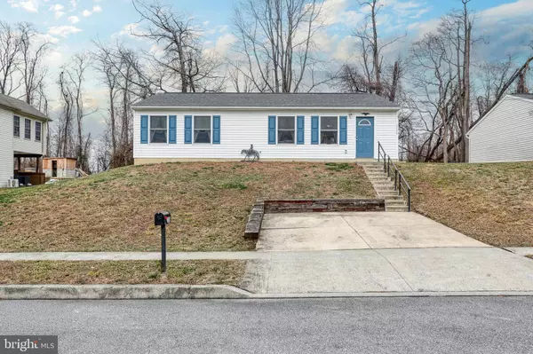 2328 THORNTON RD, Harrisburg, PA 17109