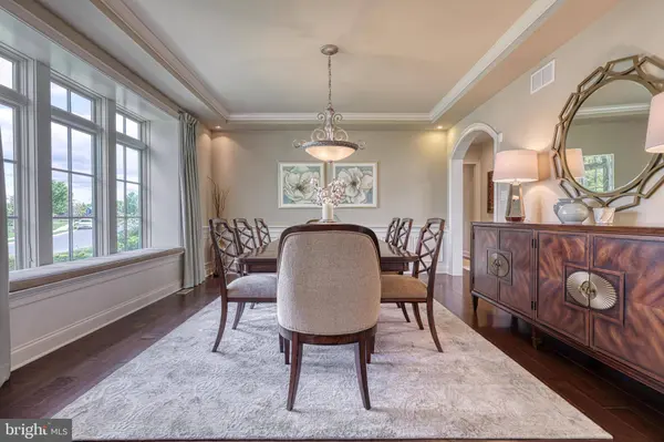 396 LAKE DR, Mechanicsburg, PA 17055