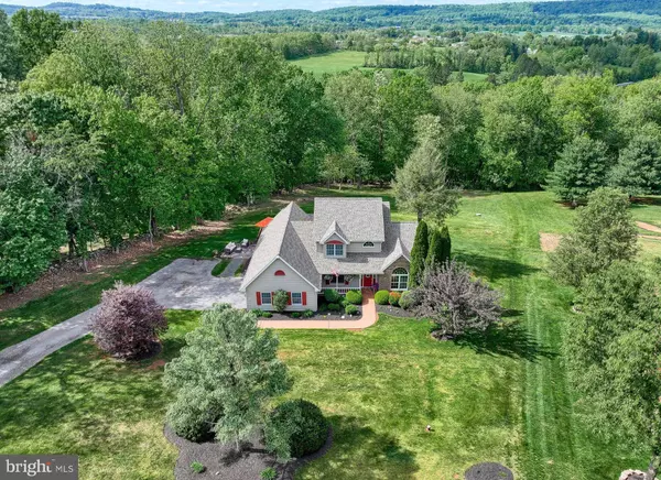 185 PLEASANT VIEW DR, Etters, PA 17319