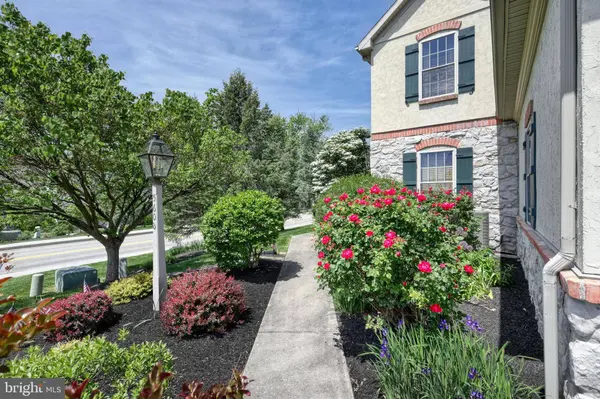 5600 TWILIGHT DR, Harrisburg, PA 17111