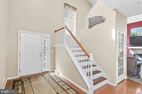 5600 TWILIGHT DR, Harrisburg, PA 17111