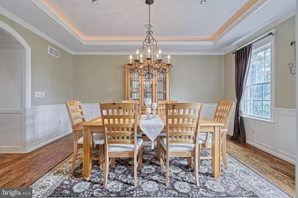 401 PARK CIR, Mechanicsburg, PA 17055