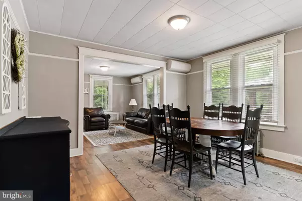 229 E CANAL ST, Hershey, PA 17033