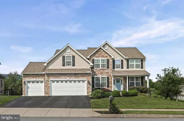1800 STABLE LN, Mechanicsburg, PA 17050