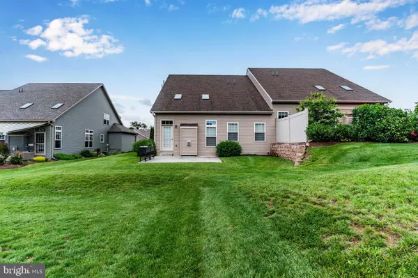 1605 QUINCEY DR, Mechanicsburg, PA 17050