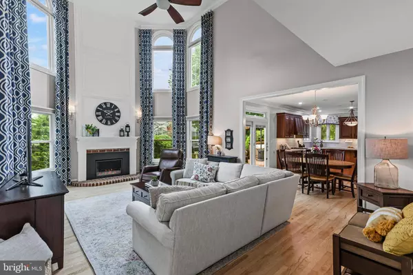 3618 GOLFVIEW DR, Mechanicsburg, PA 17050