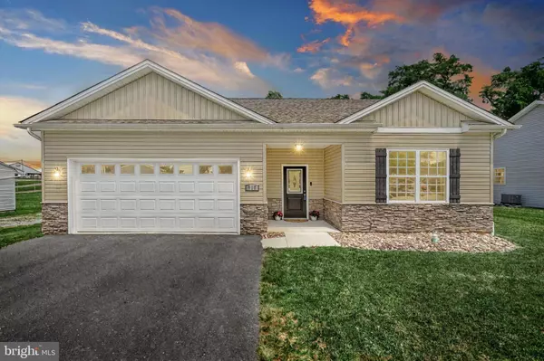 910 CAVALRY ST, Carlisle, PA 17013