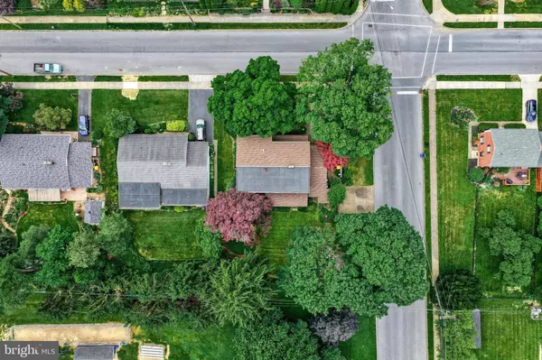 2107 YALE AVE, Camp Hill, PA 17011