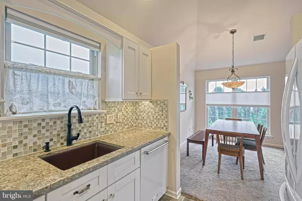 13 RIDGEWAY DR, Mechanicsburg, PA 17050