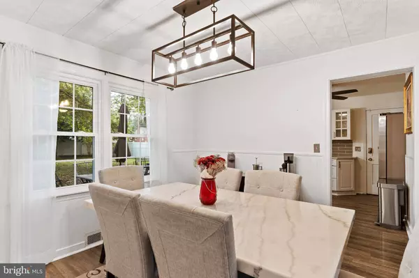 1514 CARLISLE RD, Camp Hill, PA 17011