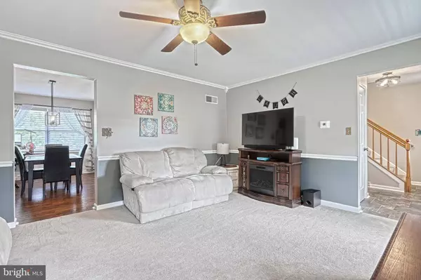 4 ASH DRIVE, Mechanicsburg, PA 17050