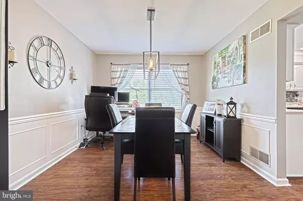 4 ASH DRIVE, Mechanicsburg, PA 17050