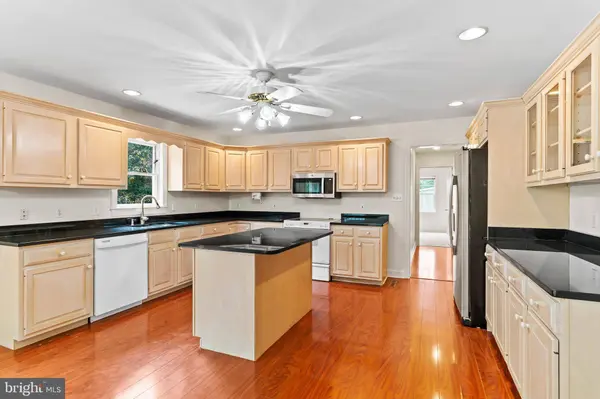 450 STONE JUG RD, Lewisberry, PA 17339