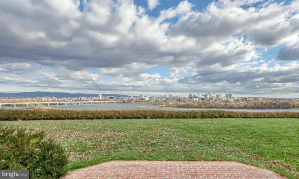 545 BRIDGEVIEW DR, Lemoyne, PA 17043