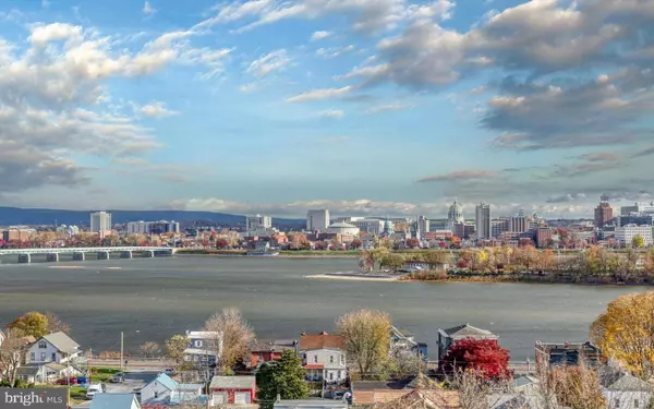 545 BRIDGEVIEW DR, Lemoyne, PA 17043