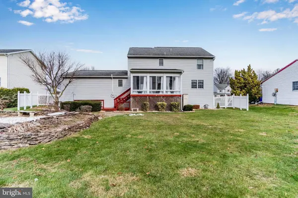 5 CANTERBURY COURT, Mechanicsburg, PA 17050