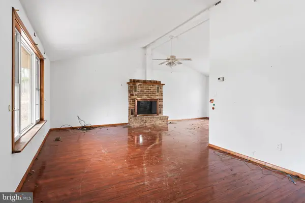 36 WHITE OAK DR, Carlisle, PA 17015