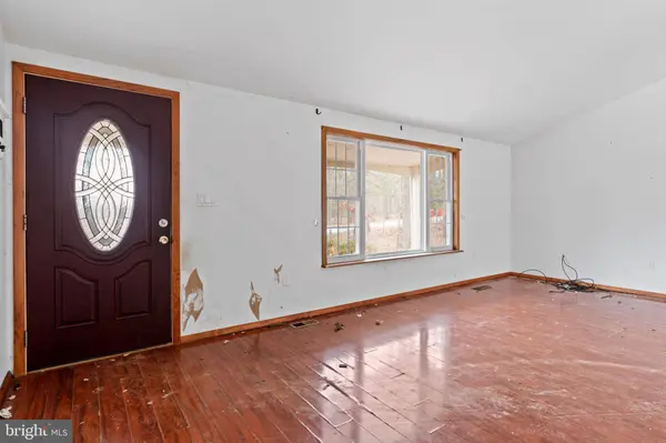 36 WHITE OAK DR, Carlisle, PA 17015