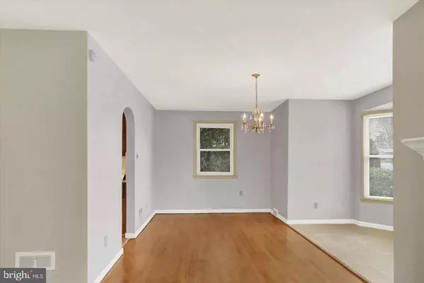 117 E MAPLEWOOD AVENUE, Mechanicsburg, PA 17055