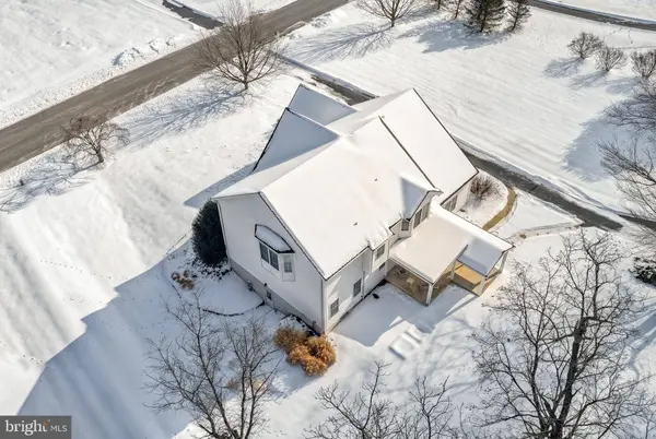 833 STONYBROOK LN, Lewisberry, PA 17339