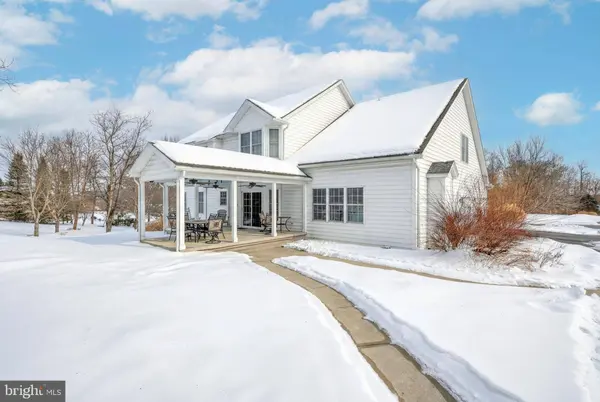 833 STONYBROOK LN, Lewisberry, PA 17339