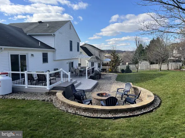 331 BRADDOCK DR, Etters, PA 17319