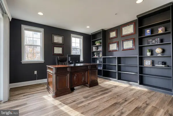 1340 STATION HOUSE LN, Mechanicsburg, PA 17055