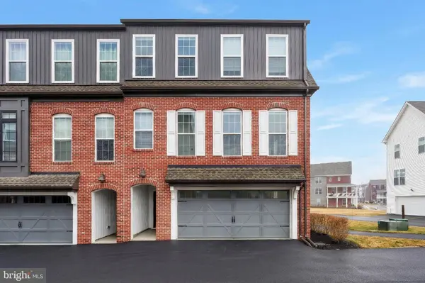 1340 STATION HOUSE LN, Mechanicsburg, PA 17055
