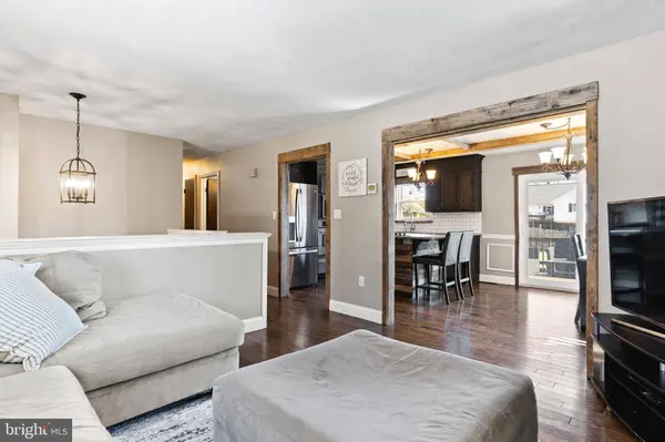 13 CRAIG RUN RD, Duncannon, PA 17020