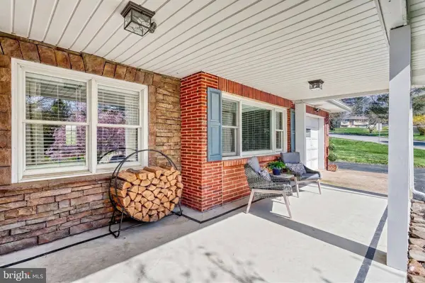 611 GARDEN DR, Harrisburg, PA 17111