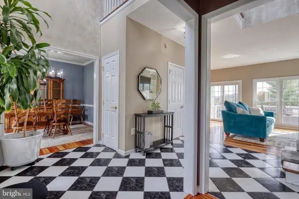 1071 COUNTRY CLUB RD, Camp Hill, PA 17011