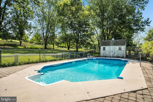 114 FOXFIRE LN, Lewisberry, PA 17339